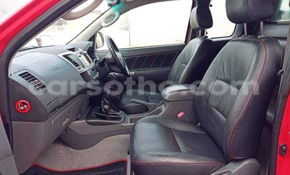 Sayi Na hannu Toyota Hilux Red Mota in Mohale's Hoek a Mohale's Hoek Sayi Na hannu Toyota Hilux Red Mota in Mohale's Hoek a Mohale's Hoek