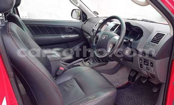 Sayi Na hannu Toyota Hilux Red Mota in Mohale's Hoek a Mohale's Hoek Sayi Na hannu Toyota Hilux Red Mota in Mohale's Hoek a Mohale's Hoek