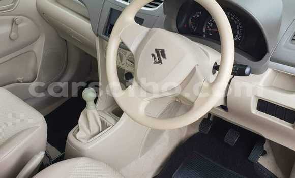 Sayi Na hannu Suzuki Ertiga White Mota in Mafeteng a Mafeteng Sayi Na hannu Suzuki Ertiga White Mota in Mafeteng a Mafeteng