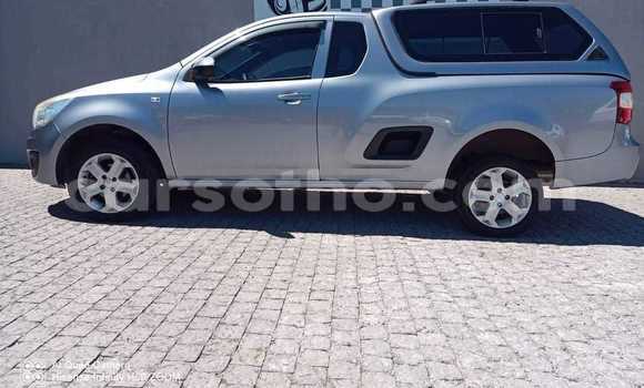 Sayi Na hannu Chevrolet Corsa Beige Mota in Roma a Maseru Sayi Na hannu Chevrolet Corsa Beige Mota in Roma a Maseru