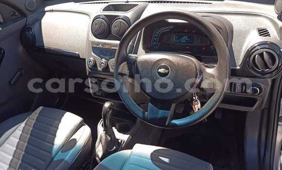 Sayi Na hannu Chevrolet Corsa Beige Mota in Roma a Maseru Sayi Na hannu Chevrolet Corsa Beige Mota in Roma a Maseru
