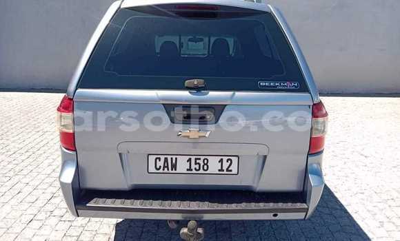 Sayi Na hannu Chevrolet Corsa Beige Mota in Roma a Maseru Sayi Na hannu Chevrolet Corsa Beige Mota in Roma a Maseru