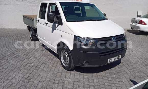 Buy Used Volkswagen Transporter White Car in Maseru in Maseru Buy Used Volkswagen Transporter White Car in Maseru in Maseru