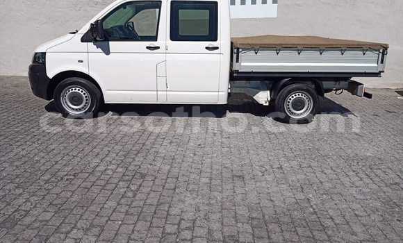 Sayi Na hannu Volkswagen Transporter White Mota in Maseru a Maseru Sayi Na hannu Volkswagen Transporter White Mota in Maseru a Maseru