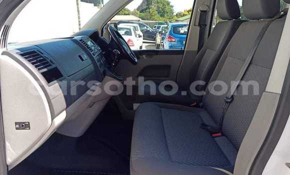 Sayi Na hannu Volkswagen Transporter White Mota in Maseru a Maseru Sayi Na hannu Volkswagen Transporter White Mota in Maseru a Maseru