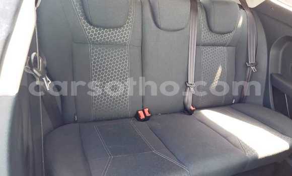 Sayi Na hannu Ford Fiesta White Mota in Mohale's Hoek a Mohale's Hoek Sayi Na hannu Ford Fiesta White Mota in Mohale's Hoek a Mohale's Hoek