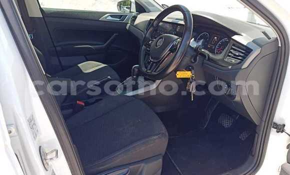 Sayi Na hannu Volkswagen Polo White Mota in Mohale's Hoek a Mohale's Hoek Sayi Na hannu Volkswagen Polo White Mota in Mohale's Hoek a Mohale's Hoek