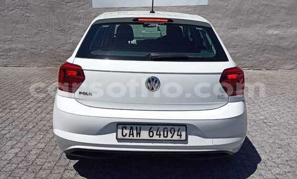 Sayi Na hannu Volkswagen Polo White Mota in Mohale's Hoek a Mohale's Hoek Sayi Na hannu Volkswagen Polo White Mota in Mohale's Hoek a Mohale's Hoek