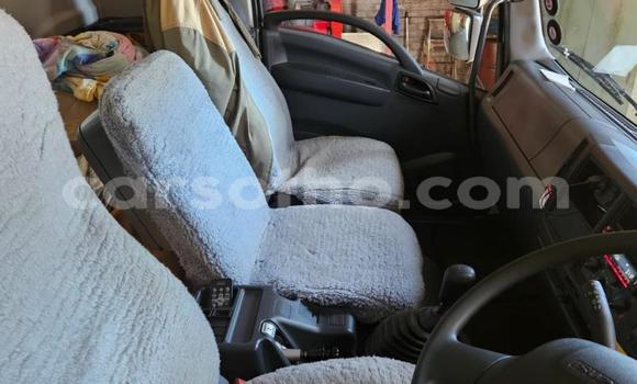 Sayi Na hannu Isuzu FTR 850 White Babbar mota in Maseru a Maseru Sayi Na hannu Isuzu FTR 850 White Babbar mota in Maseru a Maseru