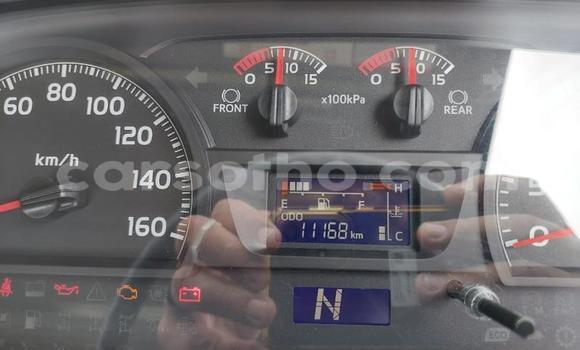 Sayi Na hannu Hino 300 Series White Babbar mota in Maseru a Maseru Sayi Na hannu Hino 300 Series White Babbar mota in Maseru a Maseru