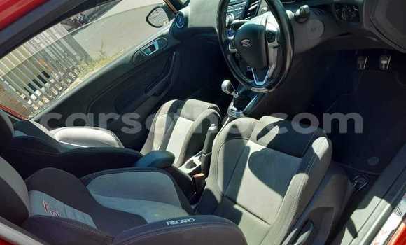 Sayi Na hannu Ford Fiesta ST Red Mota in Teyateyaneng a Berea Sayi Na hannu Ford Fiesta ST Red Mota in Teyateyaneng a Berea
