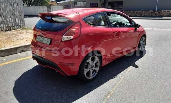 Sayi Na hannu Ford Fiesta ST Red Mota in Teyateyaneng a Berea Sayi Na hannu Ford Fiesta ST Red Mota in Teyateyaneng a Berea