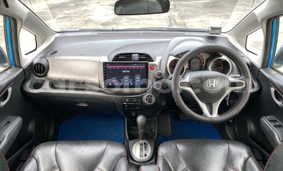 Buy Used Honda FIT Blue Car in Butha–Buthe in Thaba-Tseka Buy Used Honda FIT Blue Car in Butha–Buthe in Thaba-Tseka