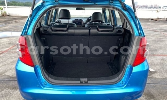 Buy Used Honda FIT Blue Car in Butha–Buthe in Thaba-Tseka Buy Used Honda FIT Blue Car in Butha–Buthe in Thaba-Tseka
