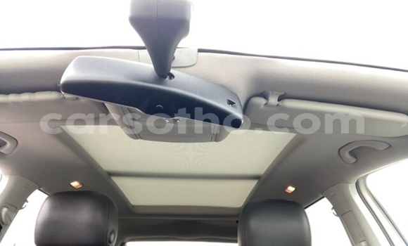 Sayi Na hannu Volkswagen Touran Silver Mota in Maputsoa a Leribe Sayi Na hannu Volkswagen Touran Silver Mota in Maputsoa a Leribe