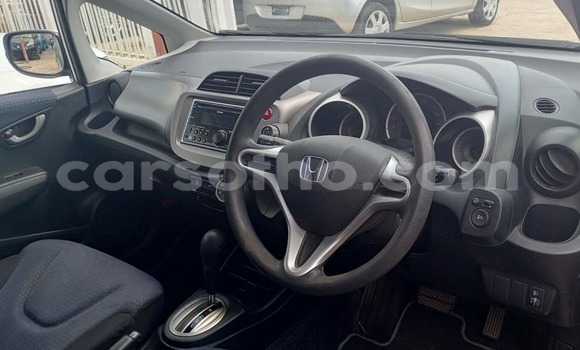 Sayi Na hannu Honda FIT Silver Mota in Maseru a Maseru Sayi Na hannu Honda FIT Silver Mota in Maseru a Maseru