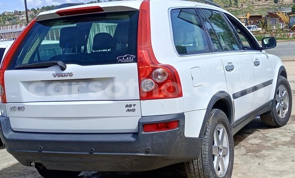 Sayi Na hannu Volvo XC60 White Mota in Maseru a Maseru Sayi Na hannu Volvo XC60 White Mota in Maseru a Maseru