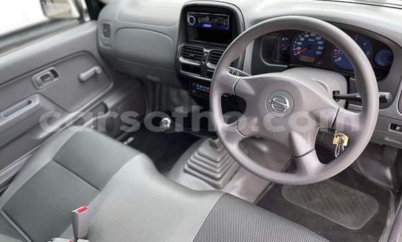 اشتري مستعمل Nissan NP 300 White سيارة في Maseru في Maseru اشتري مستعمل Nissan NP 300 White سيارة في Maseru في Maseru