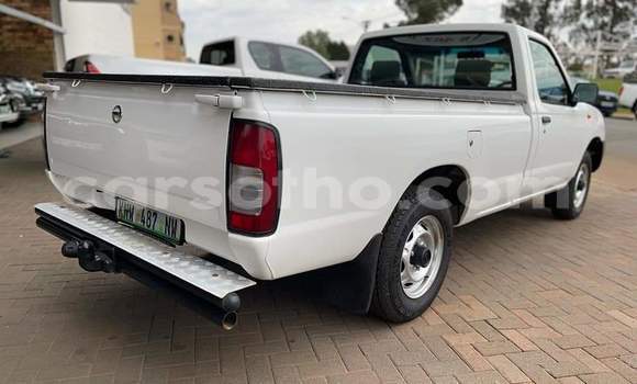 اشتري مستعمل Nissan NP 300 White سيارة في Maseru في Maseru اشتري مستعمل Nissan NP 300 White سيارة في Maseru في Maseru