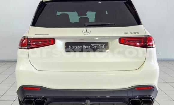 Sayi Na hannu Mercedes-Benz GLS-klasse AMG White Mota in Maputsoe a Leribe Sayi Na hannu Mercedes-Benz GLS-klasse AMG White Mota in Maputsoe a Leribe