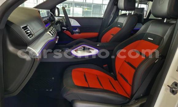 Acheter Occasion Voiture Mercedes-Benz AMG GLC Blanc à Maseru, Maseru Acheter Occasion Voiture Mercedes-Benz AMG GLC Blanc à Maseru, Maseru