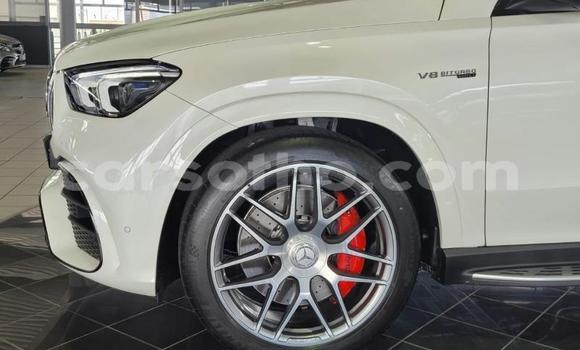 Acheter Occasion Voiture Mercedes-Benz AMG GLC Blanc à Maseru, Maseru Acheter Occasion Voiture Mercedes-Benz AMG GLC Blanc à Maseru, Maseru