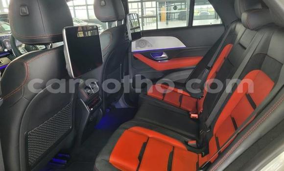 Acheter Occasion Voiture Mercedes-Benz AMG GLC Blanc à Maseru, Maseru Acheter Occasion Voiture Mercedes-Benz AMG GLC Blanc à Maseru, Maseru