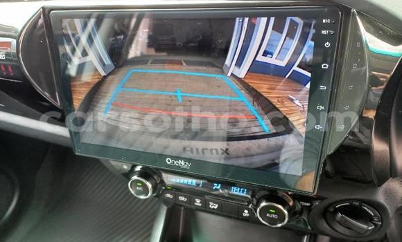 اشتري مستعمل Toyota Hilux White سيارة في Maseru في Maseru اشتري مستعمل Toyota Hilux White سيارة في Maseru في Maseru