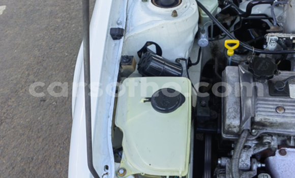 اشتري مستعمل Toyota Corolla White سيارة في Maseru في Maseru اشتري مستعمل Toyota Corolla White سيارة في Maseru في Maseru