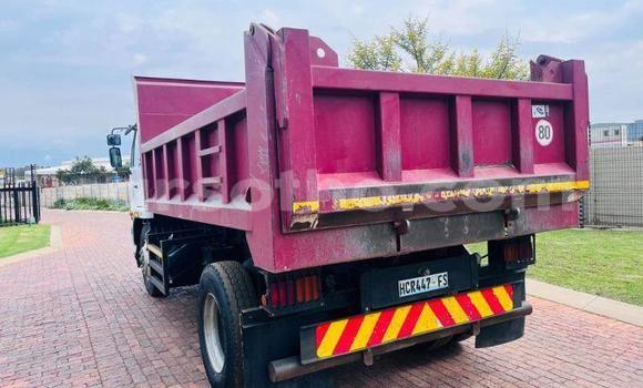 اشتري مستعمل Nissan UD Other شاحنة في Maseru في Maseru اشتري مستعمل Nissan UD Other شاحنة في Maseru في Maseru