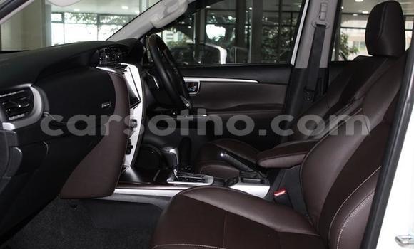 اشتري مستعمل Toyota Fortuner White سيارة في Butha–Buthe في Thaba-Tseka اشتري مستعمل Toyota Fortuner White سيارة في Butha–Buthe في Thaba-Tseka