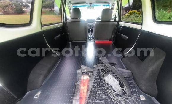 Sayi Na hannu Toyota Avanza White Mota in Maseru a Maseru Sayi Na hannu Toyota Avanza White Mota in Maseru a Maseru