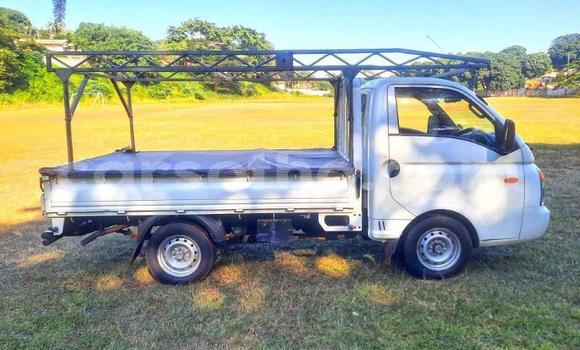 اشتري مستعمل Hyundai H1 White سيارة في Maseru في Maseru اشتري مستعمل Hyundai H1 White سيارة في Maseru في Maseru