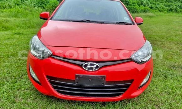 Sayi Na hannu Hyundai i20 Red Mota in Maseru a Maseru Sayi Na hannu Hyundai i20 Red Mota in Maseru a Maseru