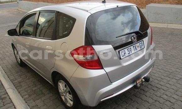 Sayi Na hannu Honda Jazz Silver Mota in Hlotse a Leribe Sayi Na hannu Honda Jazz Silver Mota in Hlotse a Leribe