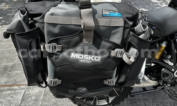 Sayi Na hannu BMW R1200GS Adventure Black Motsi in Mokhotlong a Berea Sayi Na hannu BMW R1200GS Adventure Black Motsi in Mokhotlong a Berea