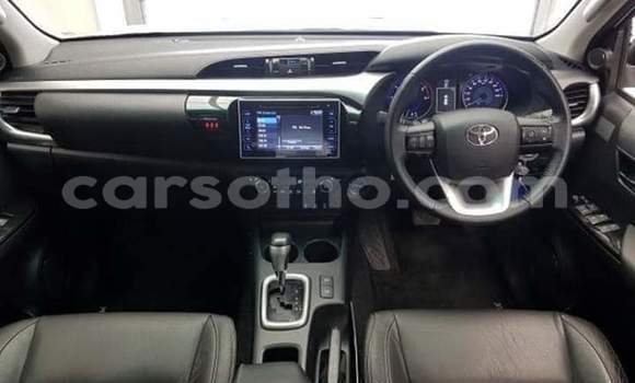 اشتري مستعمل Toyota Hilux White سيارة في Maseru في Maseru اشتري مستعمل Toyota Hilux White سيارة في Maseru في Maseru