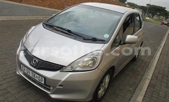Sayi Na hannu Honda Jazz Silver Mota in Hlotse a Leribe Sayi Na hannu Honda Jazz Silver Mota in Hlotse a Leribe