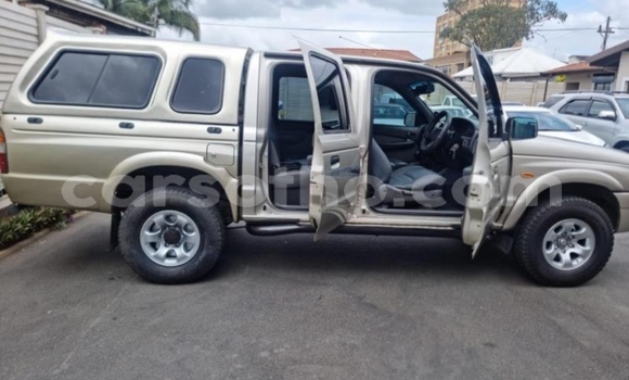 Sayi Na hannu Mazda B–series Silver Mota in Maputsoe a Leribe Sayi Na hannu Mazda B–series Silver Mota in Maputsoe a Leribe