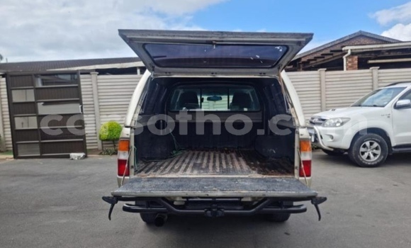 Sayi Na hannu Mazda B–series Silver Mota in Maputsoe a Leribe Sayi Na hannu Mazda B–series Silver Mota in Maputsoe a Leribe