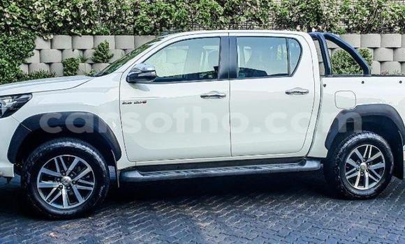 Acheter Occasion Voiture Toyota Hilux Blanc à Maseru, Maseru Acheter Occasion Voiture Toyota Hilux Blanc à Maseru, Maseru