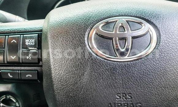 Acheter Occasion Voiture Toyota Hilux Blanc à Maseru, Maseru Acheter Occasion Voiture Toyota Hilux Blanc à Maseru, Maseru