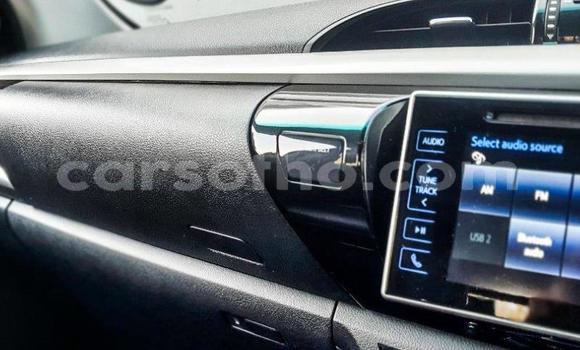 Acheter Occasion Voiture Toyota Hilux Blanc à Maseru, Maseru Acheter Occasion Voiture Toyota Hilux Blanc à Maseru, Maseru