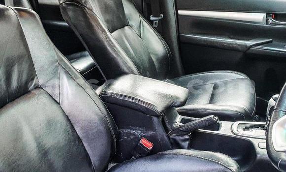 Acheter Occasion Voiture Toyota Hilux Blanc à Maseru, Maseru Acheter Occasion Voiture Toyota Hilux Blanc à Maseru, Maseru