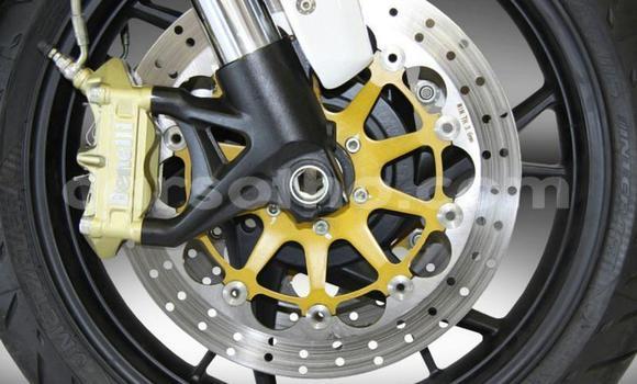 Acheter Occasion Moto Benelli 650 Blanc à Maputsoa, Leribe Acheter Occasion Moto Benelli 650 Blanc à Maputsoa, Leribe