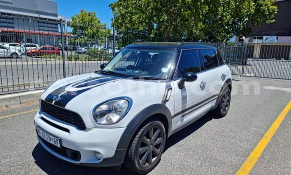 Buy Used Mini Countryman White Car in Qacha's Nek in Quthing Buy Used Mini Countryman White Car in Qacha's Nek in Quthing