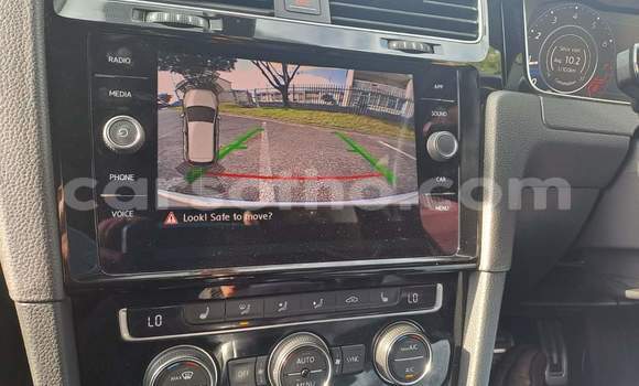 Sayi Na hannu Volkswagen Golf R White Mota in Peka a Leribe Sayi Na hannu Volkswagen Golf R White Mota in Peka a Leribe