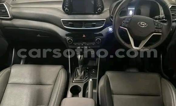 Sayi Na hannu Hyundai Tucson Blue Mota in Maseru a Maseru Sayi Na hannu Hyundai Tucson Blue Mota in Maseru a Maseru
