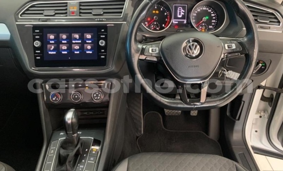 Sayi Na hannu Volkswagen Tiguan White Mota in Maputsoe a Leribe Sayi Na hannu Volkswagen Tiguan White Mota in Maputsoe a Leribe