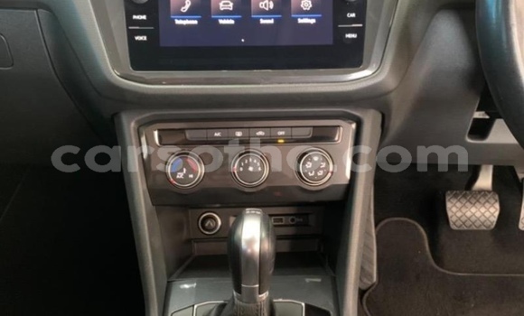 Sayi Na hannu Volkswagen Tiguan White Mota in Maputsoe a Leribe Sayi Na hannu Volkswagen Tiguan White Mota in Maputsoe a Leribe